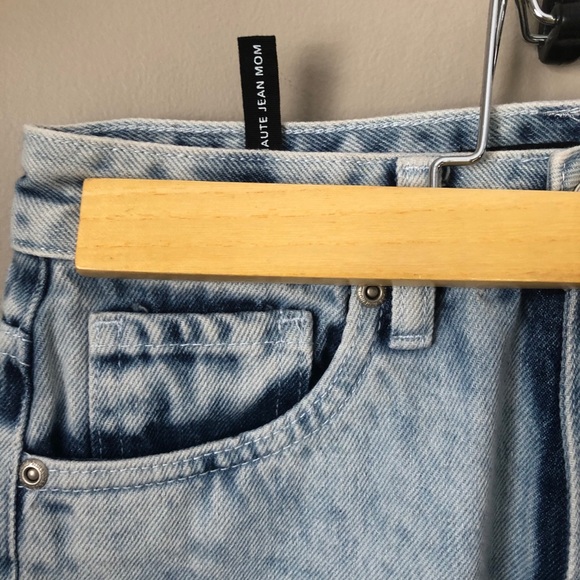 3/$25 BLUENOTES high rise mom acid wash jeans - Picture 2 of 6